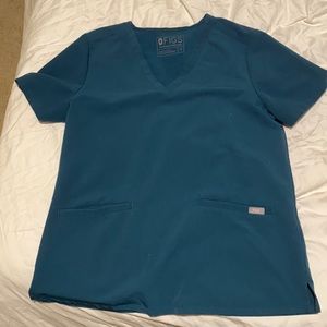 Figs Casma Caribbean blue scrub top
